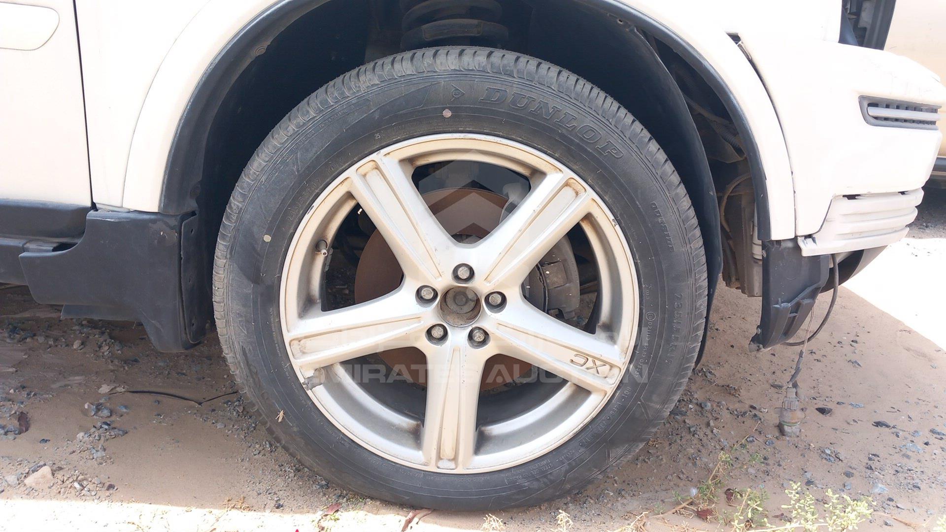 2008 VOLVO XC 90 VIN: YV1CT855681443888