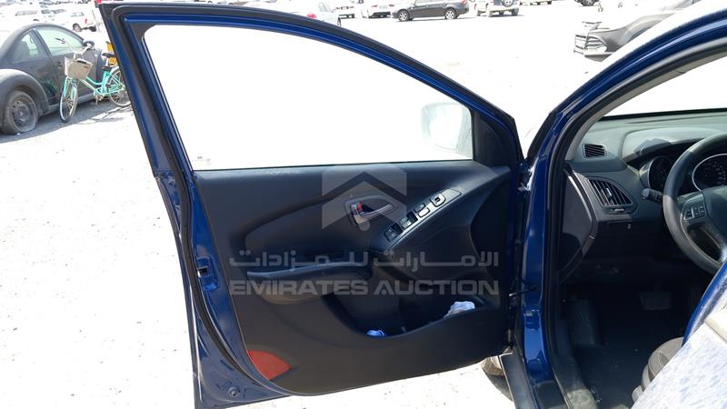 KMHJT81C4EU851006 Auction: EmiratesAuction Lot: 408515 KMHJT81C4EU851006 Hyundai Tucson 2014 BLUE Photo 11