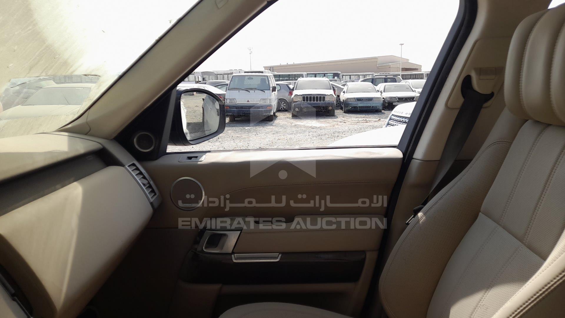 2015 RANGE ROVER VOGUE VIN: SALGA2EF4FA221276