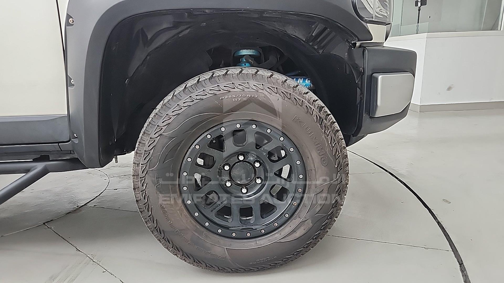 2008 TOYOTA FJ CRUISER VIN: JTEBU11F18K035244
