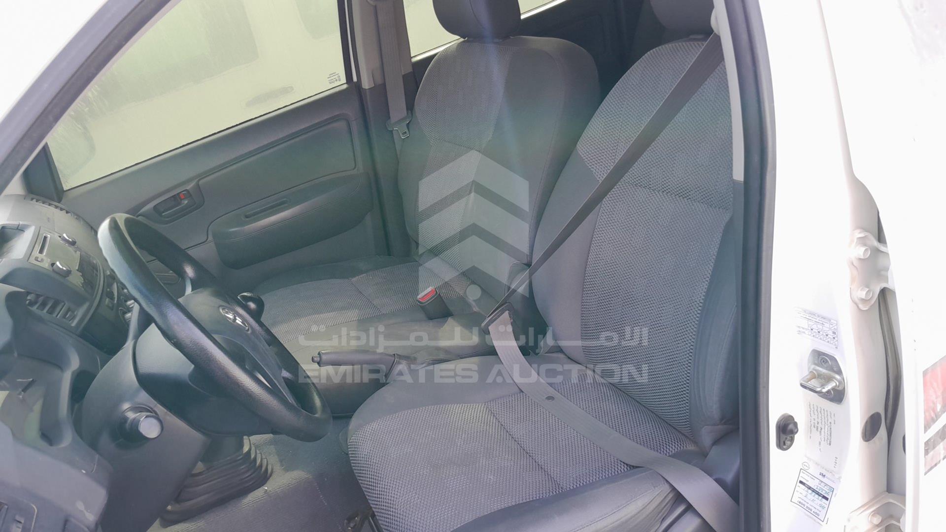 2014 TOYOTA HILUX VIN: MR0EX12G4E2347149