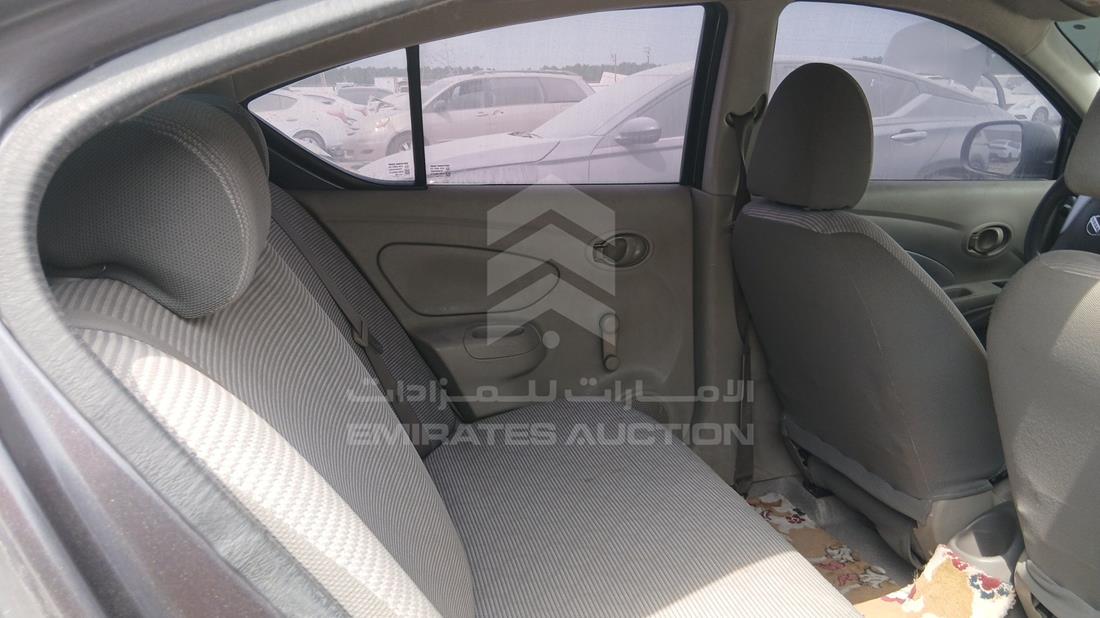 نيسان صني 2023 — زاوية الراكب الخلفي اليمنى — صورة 23