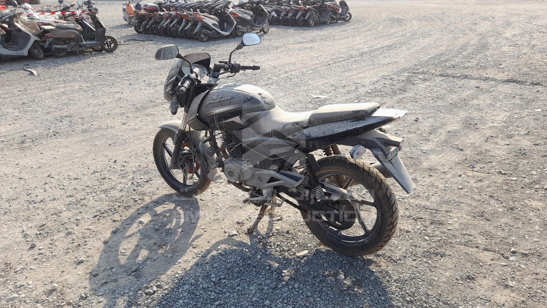 2016 BAJAJ PULSAR 180CC VIN: MD2A12DZ3GCF76693