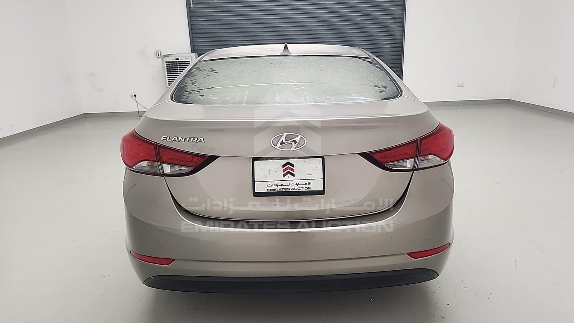 2015 HYUNDAI ELANTRA VIN: 5NPDH4AEXFH563922