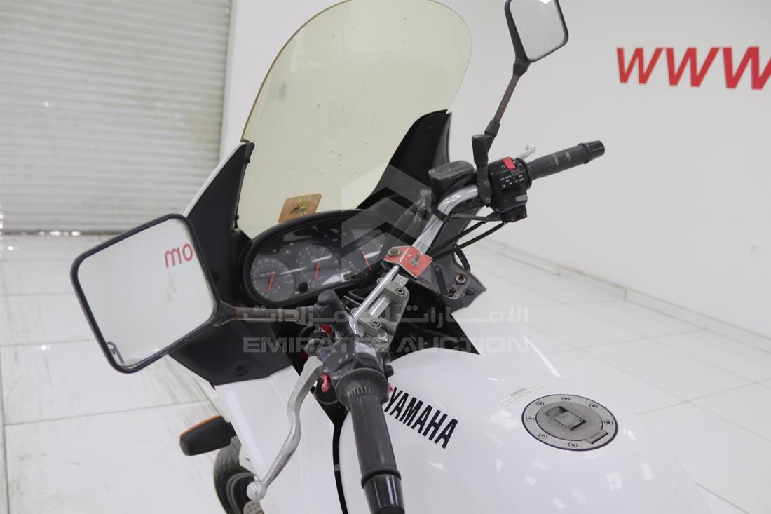 2009 Yamaha XJ 900 P for sale in UAE - | Emirates Auction