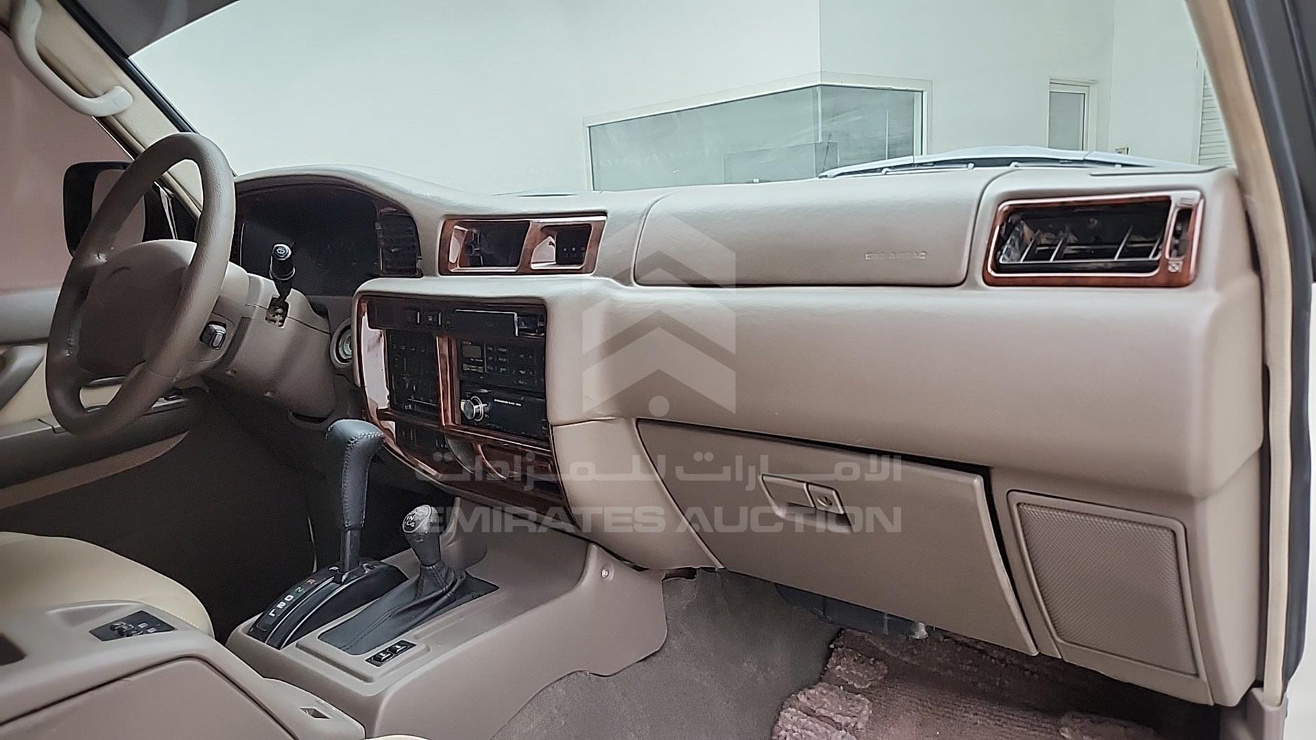 1997 TOYOTA LAND CRUISER VIN: FZJ800156709