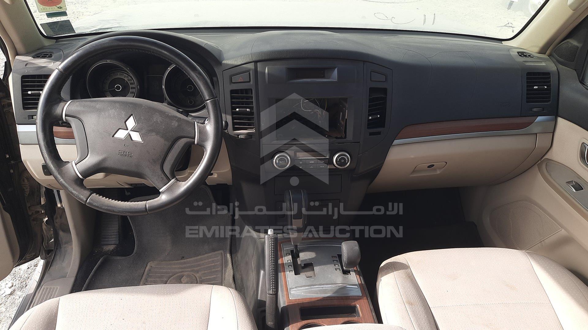 2007 MITSUBISHI PAJERO VIN: JMYLRV93W7J716274