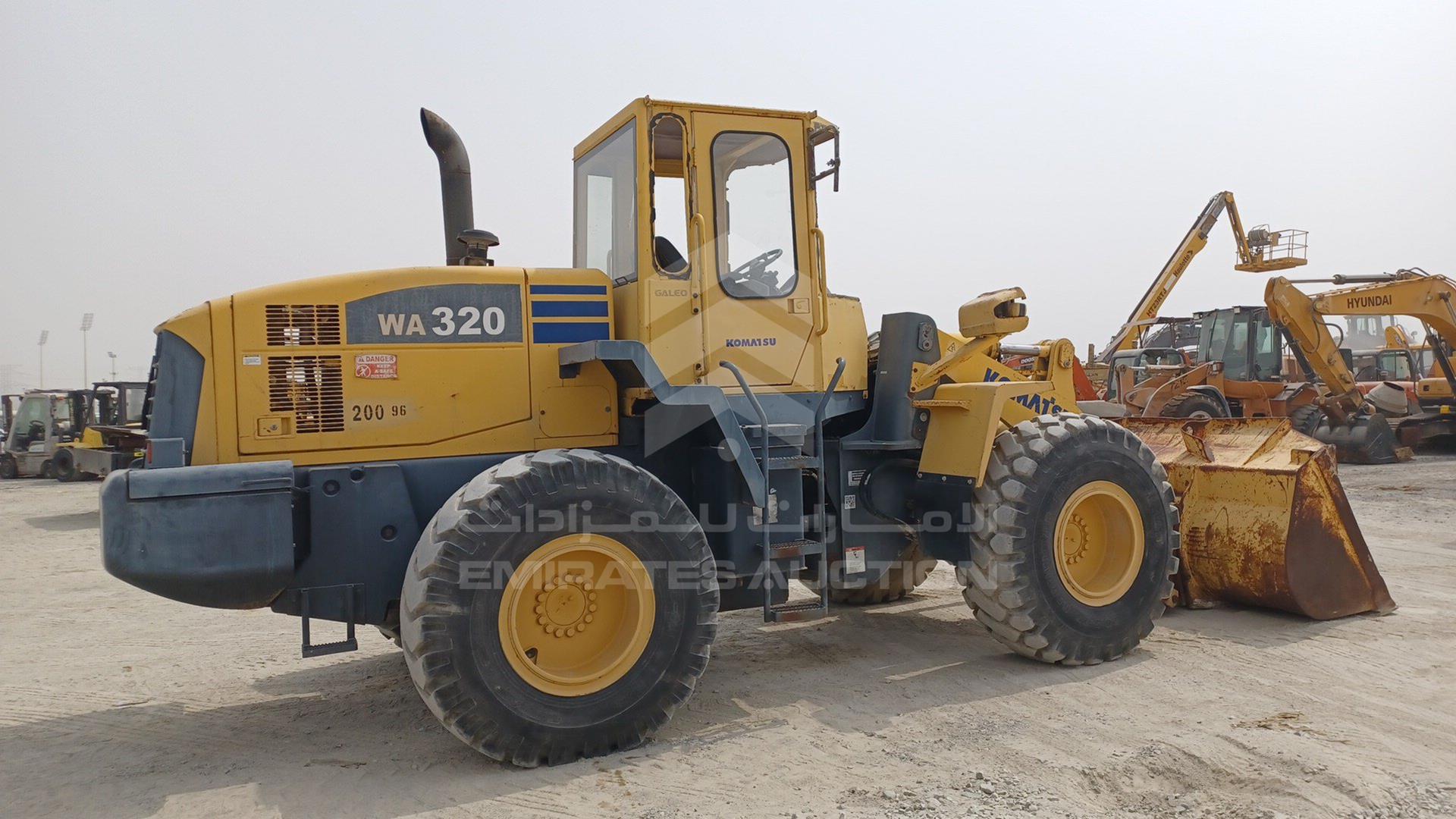 2004 KOMATSU WA320 VIN: WA3205LA32009