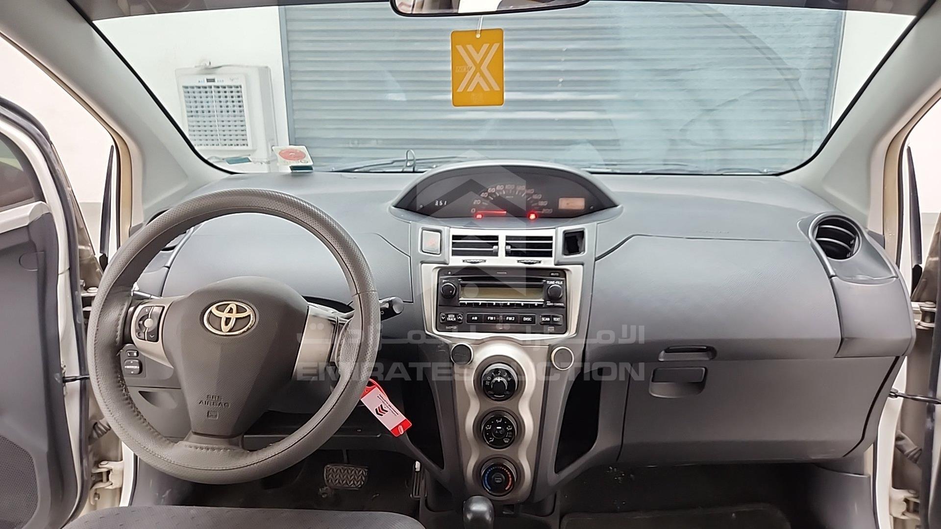 2009 TOYOTA YARIS VIN: JTDKW923X95118012