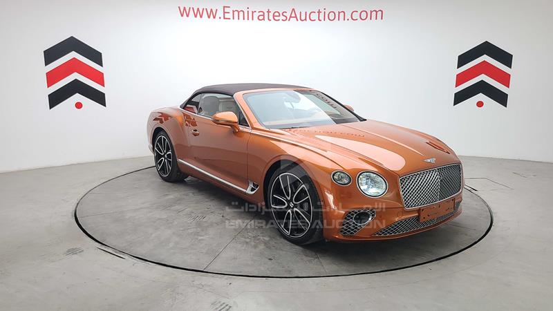 SCBDA3ZG8LC083991 Auction: EmiratesAuction Lot: 418778 SCBDA3ZG8LC083991 Bentley Continental 2020 ORANGE Photo 17
