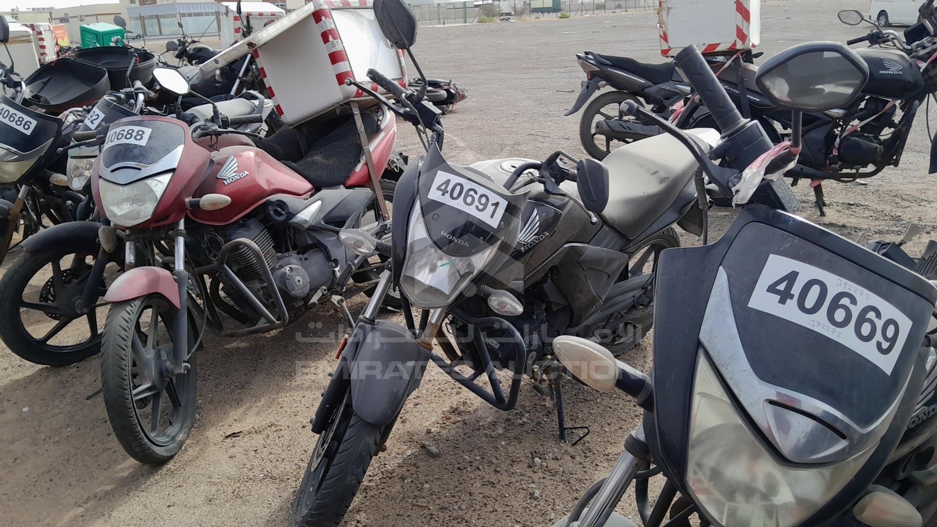 2022 HONDA MOTORBIKE VIN: ME4KC20F9NA003856