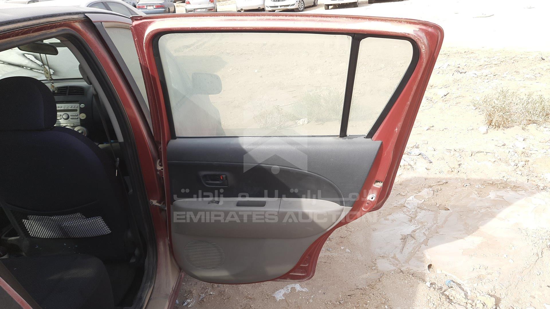 2005 DAIHATSU SIRION VIN: JD1GM301851017367
