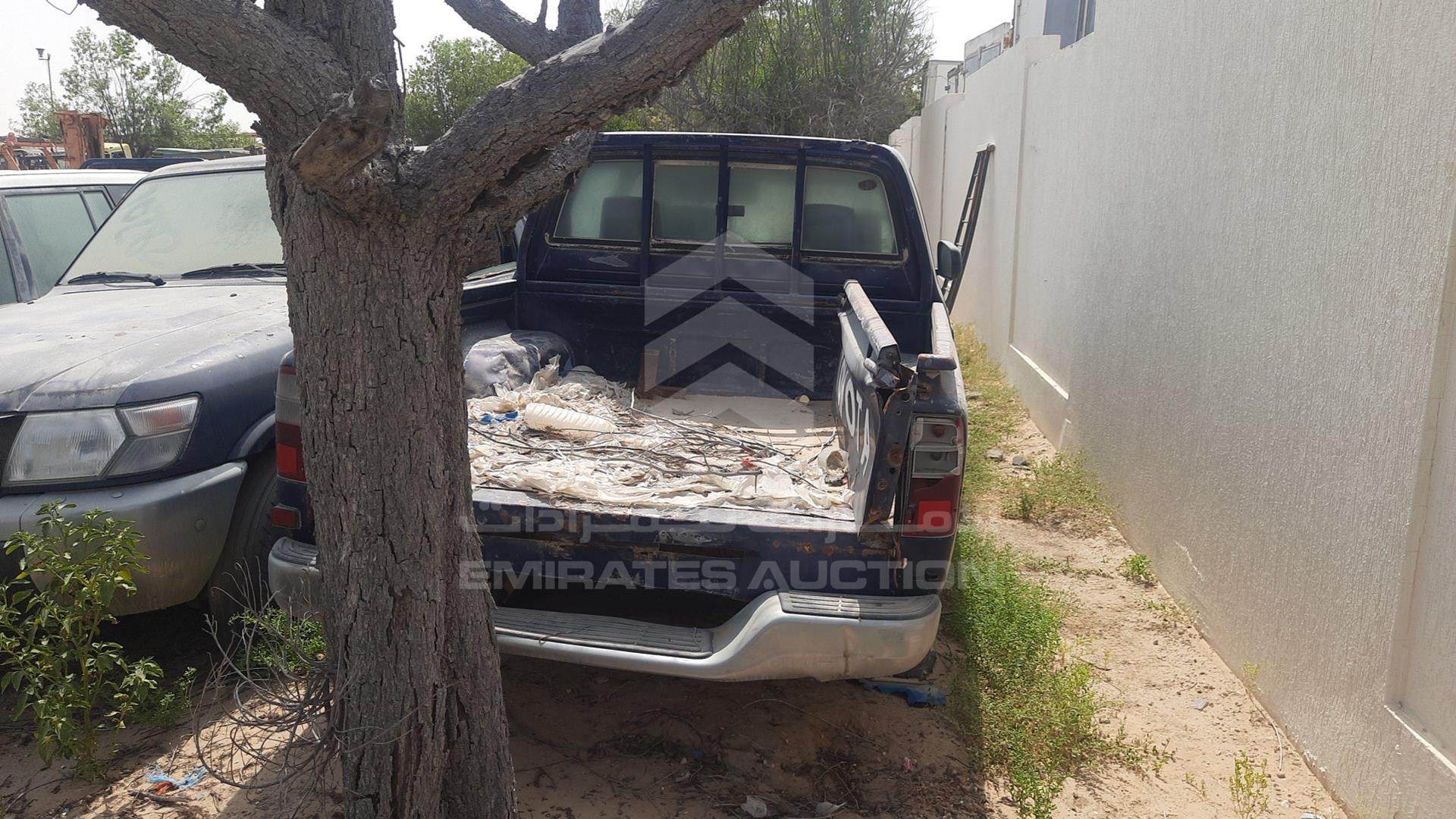 2001 TOYOTA HILUX VIN: JTFDE626810064268