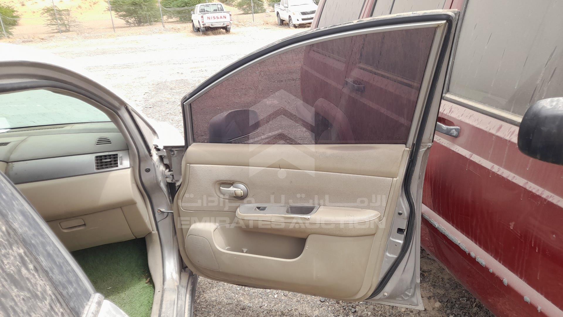 2008 NISSAN TIIDA VIN: JN1CC11C08T009944