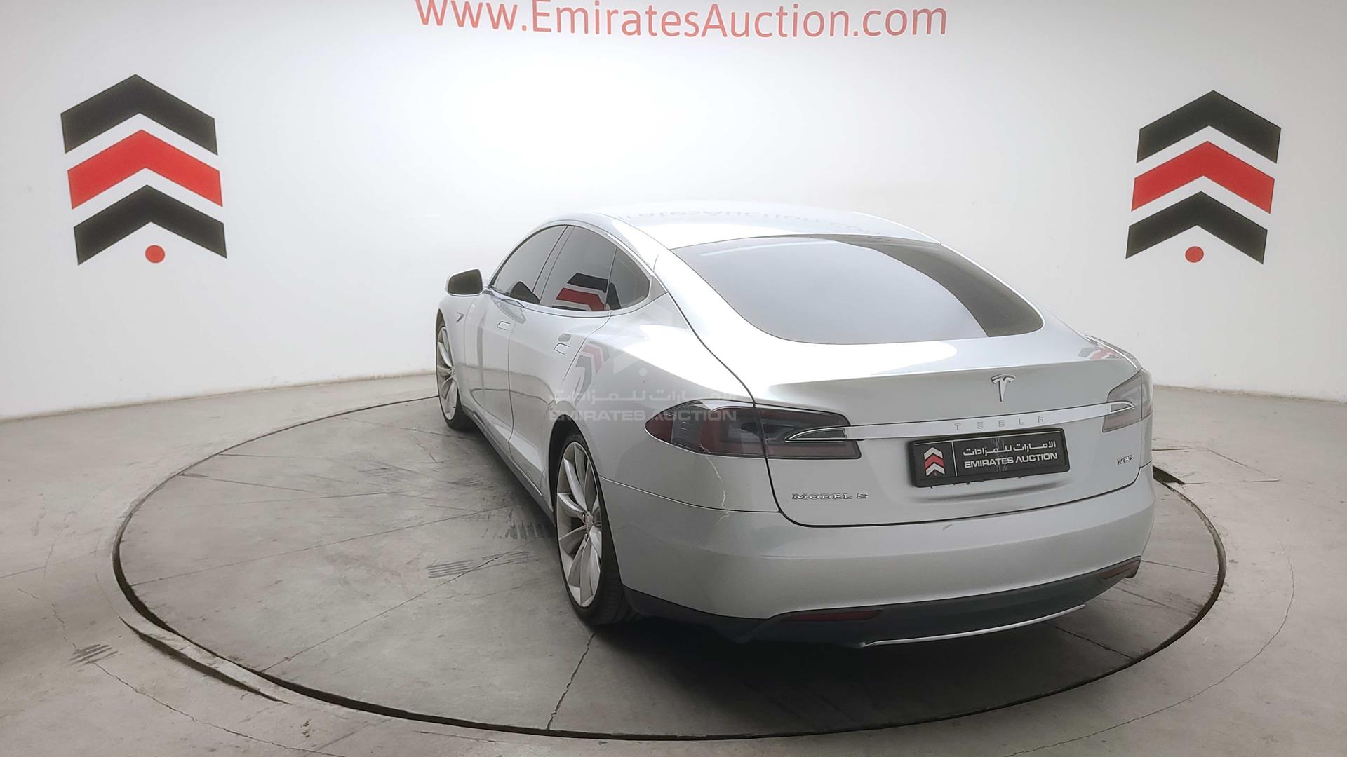 2013 TESLA MODEL S VIN: 5YJSA1DP0DFP23230