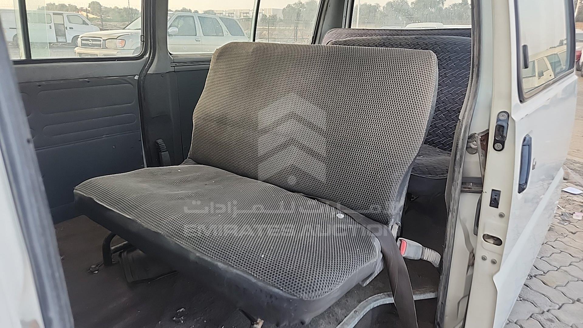 2011 MITSUBISHI L 300 VIN: JMYHNP13WBA700990