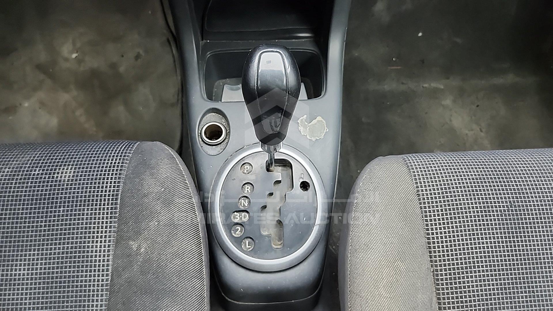 2007 SUZUKI SWIFT VIN: JS2ZC21S075152485