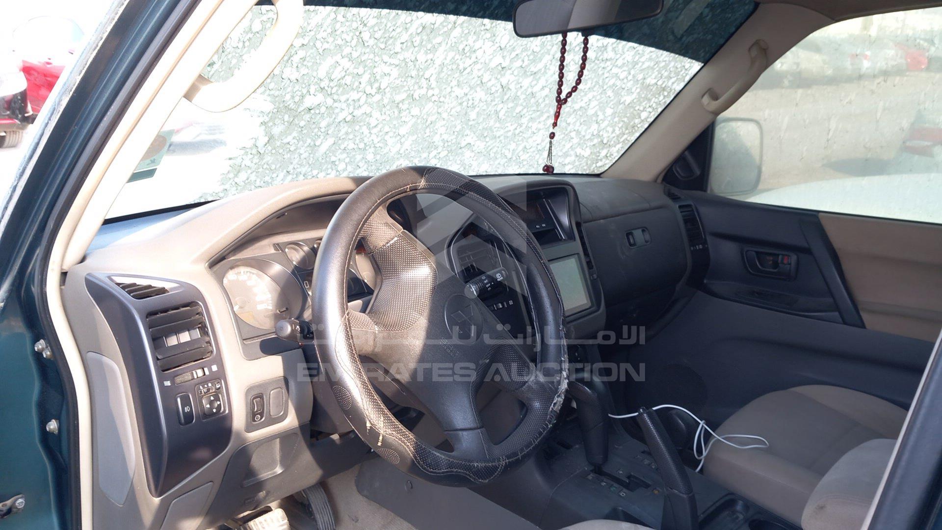 2005 MITSUBISHI PAJERO VIN: JE4MR62M05J708962