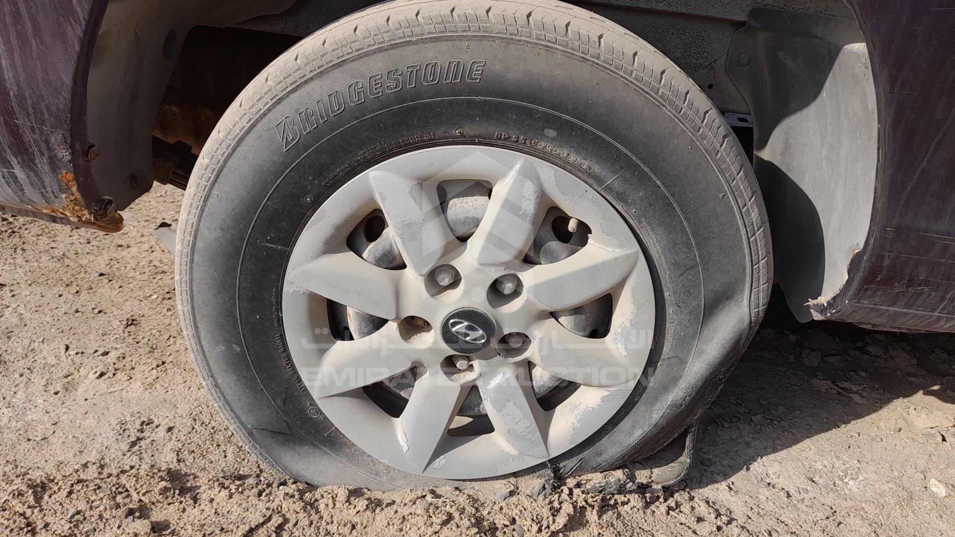 KMJWWH7W06U692581 - 2006 Hyundai H1 - #359616