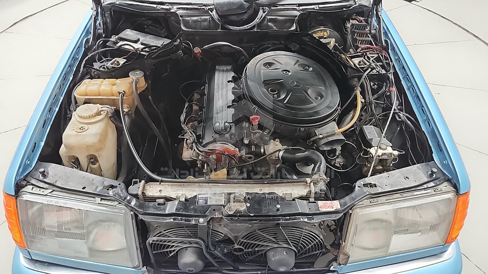 1991 MERCEDES 320 CE VIN: WDB1240511B497055