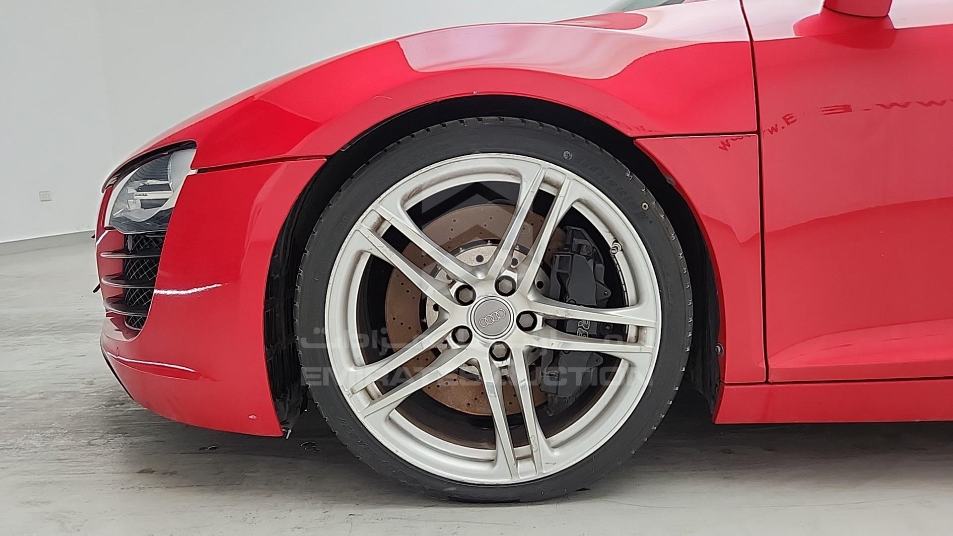 2009 AUDI R8 VIN: WUAAU24289N002310