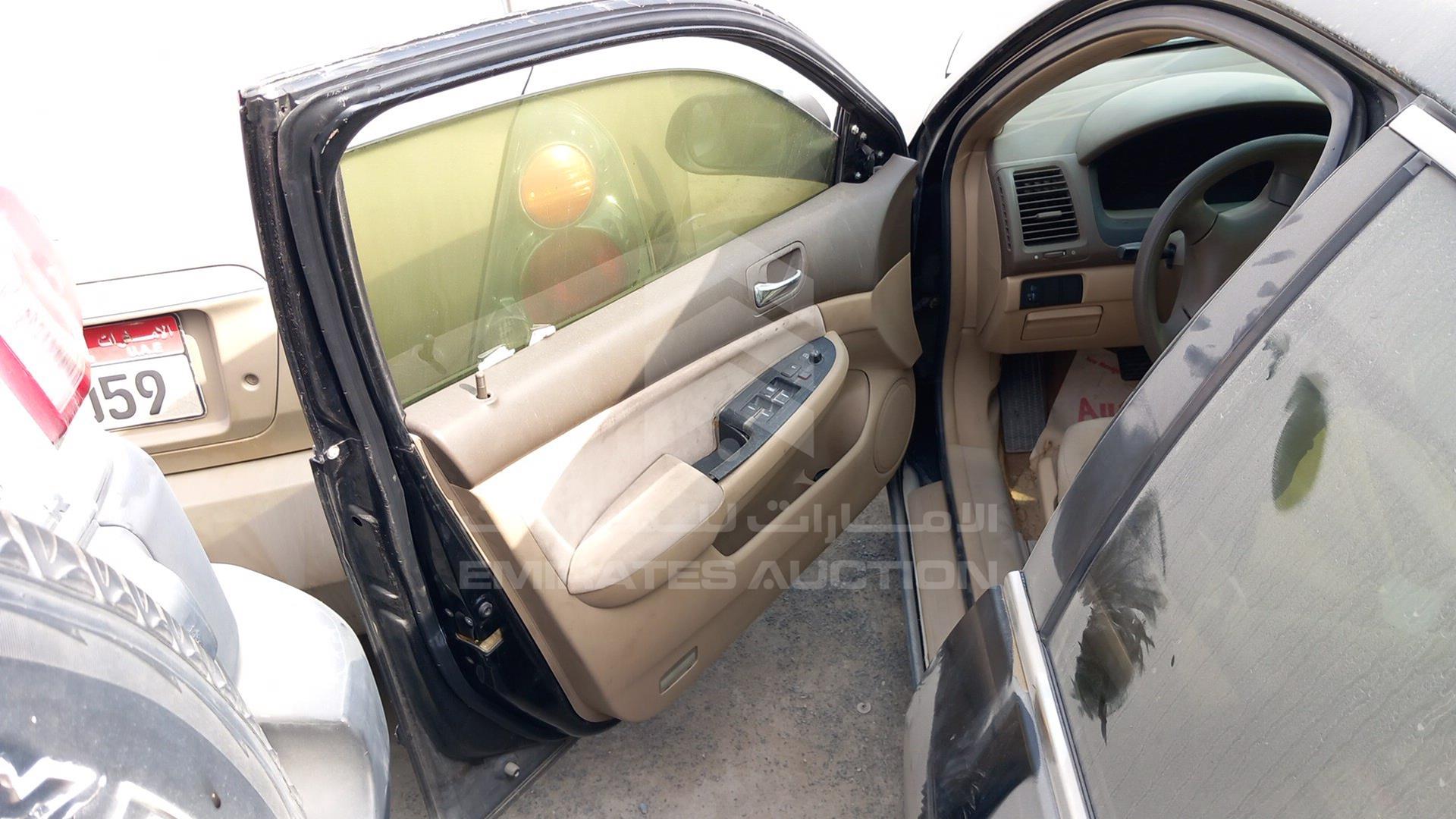 2005 HONDA ACCORD VIN: JHMCM56505C407631