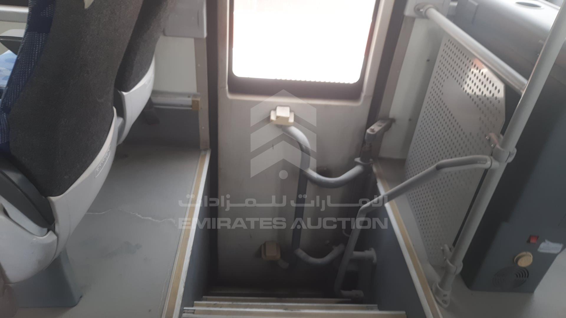 2015 KING LONG BUS VIN: LA6A1KBM2FB400223