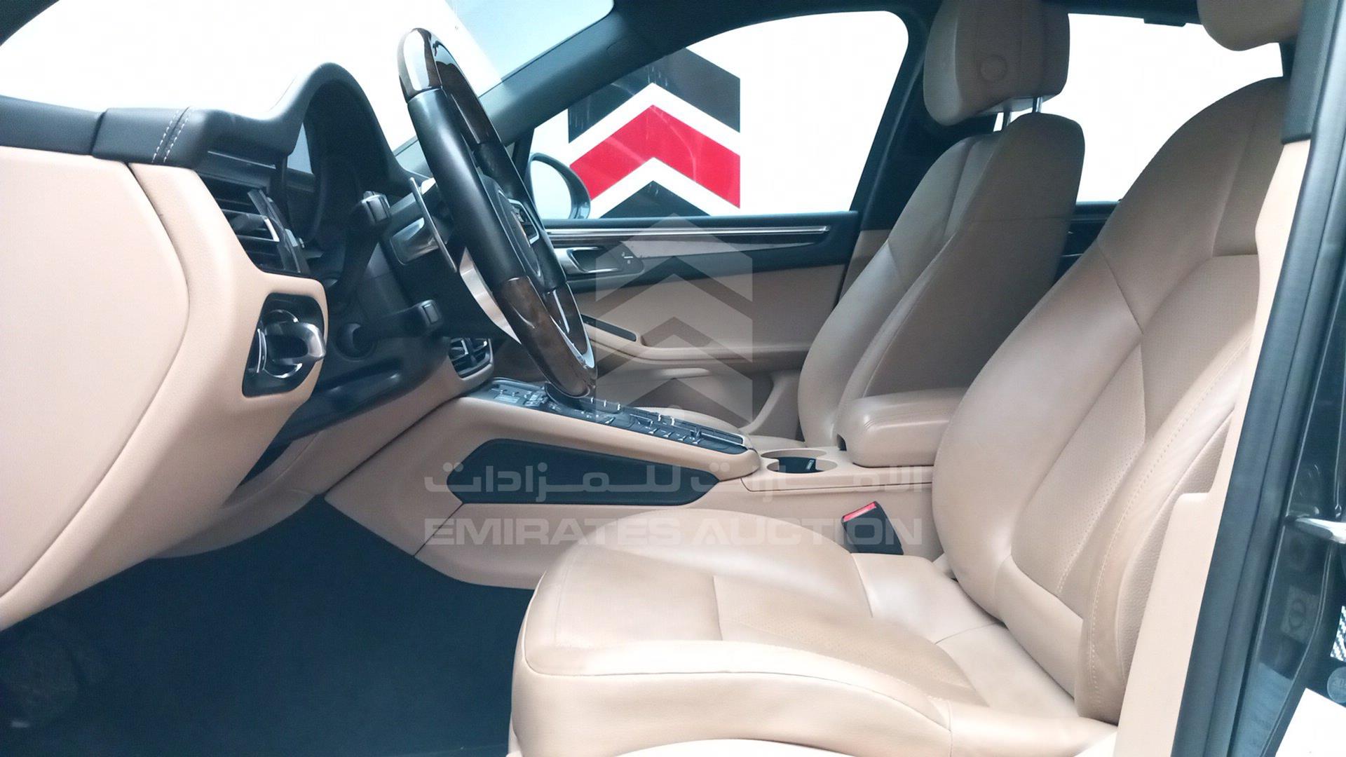 2020 PORSCHE MACAN S VIN: WP1AB2A56LLB33710