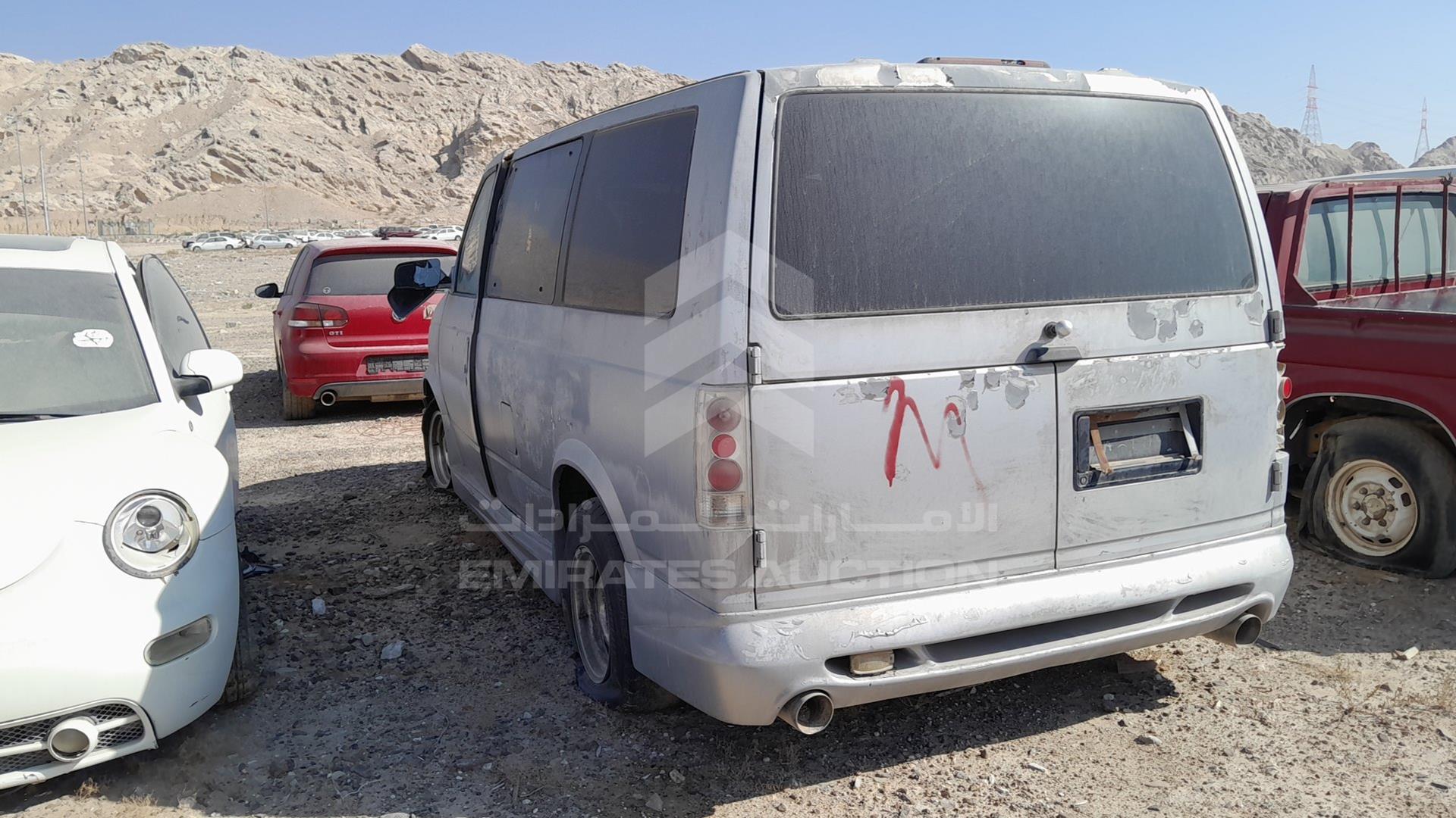 0 CHEVROLET --- VIN: 1GNDM19W2VB155333