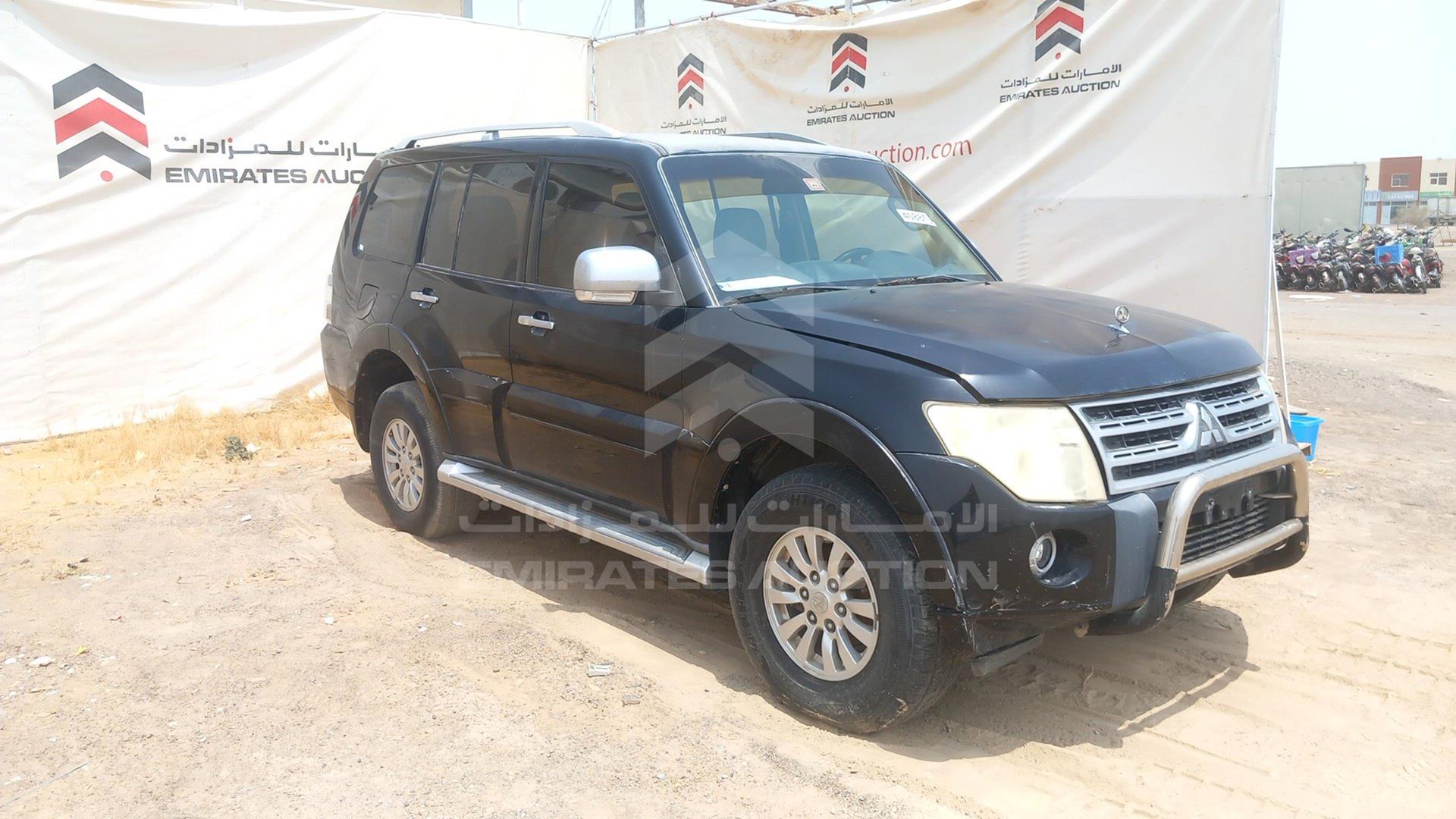 2010 MITSUBISHI PAJERO VIN: JMYLRV95WAJ715031