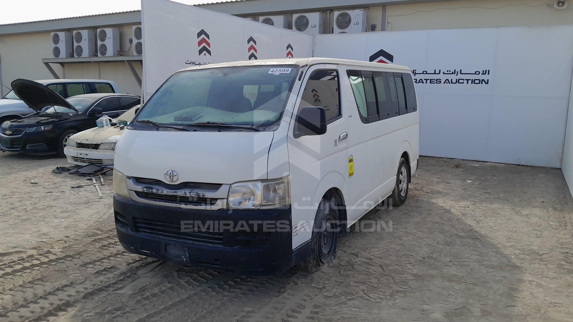 2010 TOYOTA HIACE VIN: JTGJX02P2A0029093