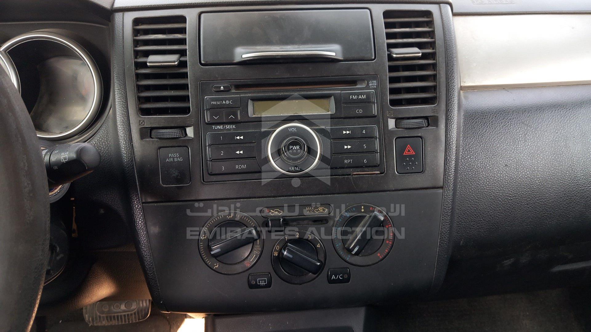 2009 NISSAN VERSA VIN: 3N1BC13E59L371574