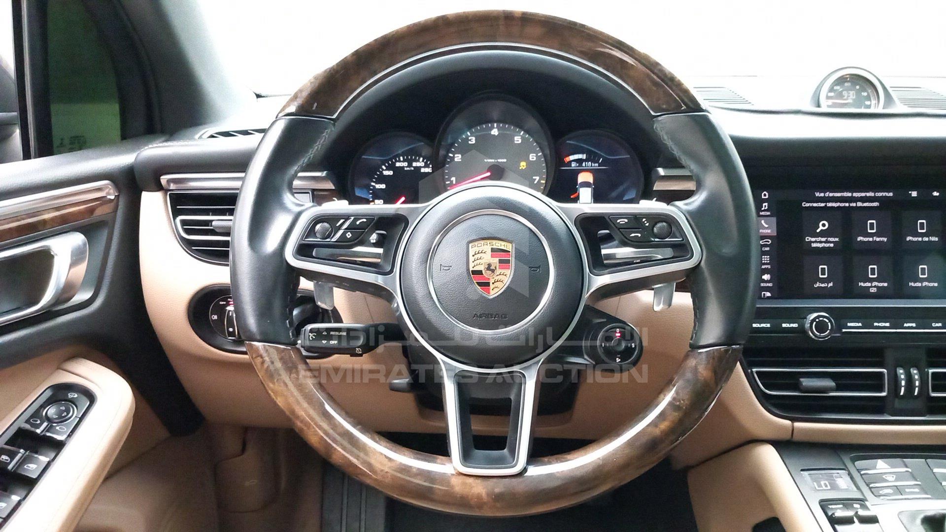 2020 PORSCHE MACAN S VIN: WP1AB2A56LLB33710