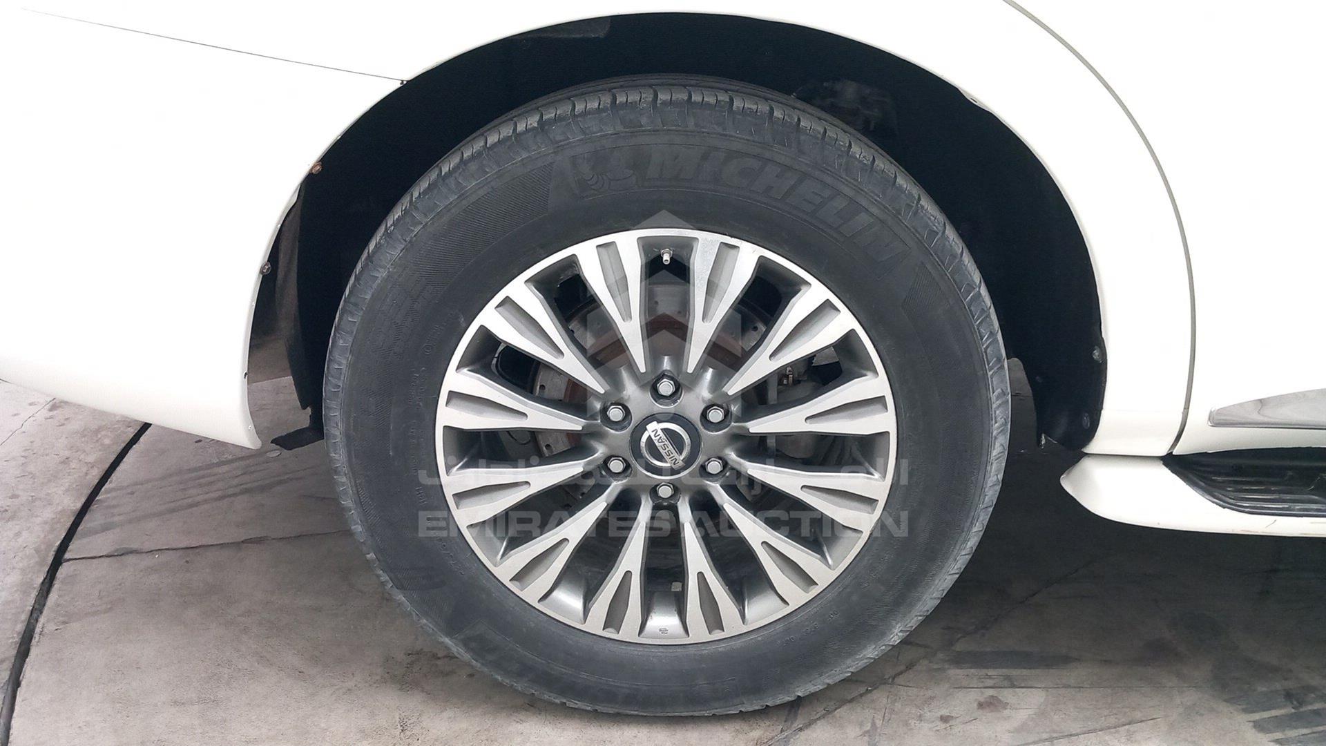 2016 NISSAN PATROL VIN: JN8AY2NY3G9157376