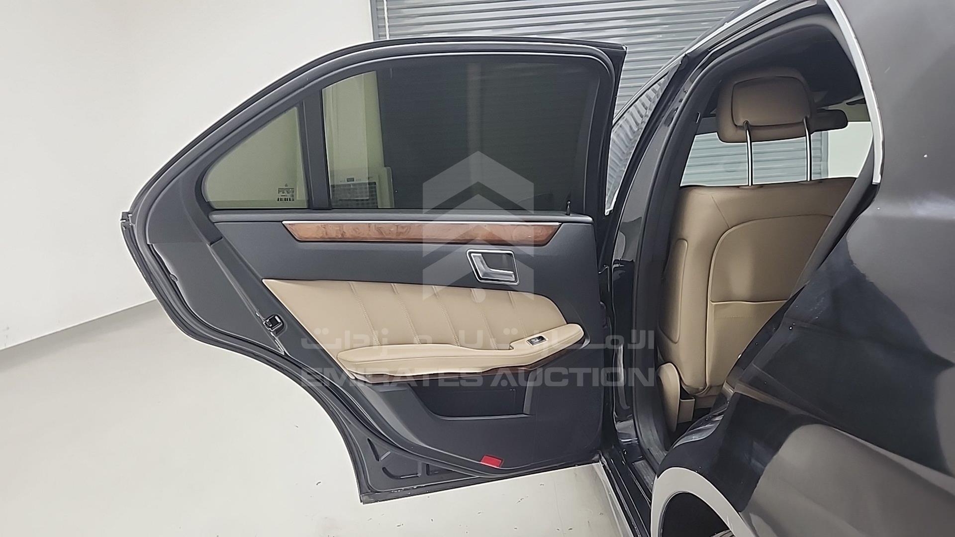 2012 MERCEDES E350 VIN: WDDHF5KB1CA554231
