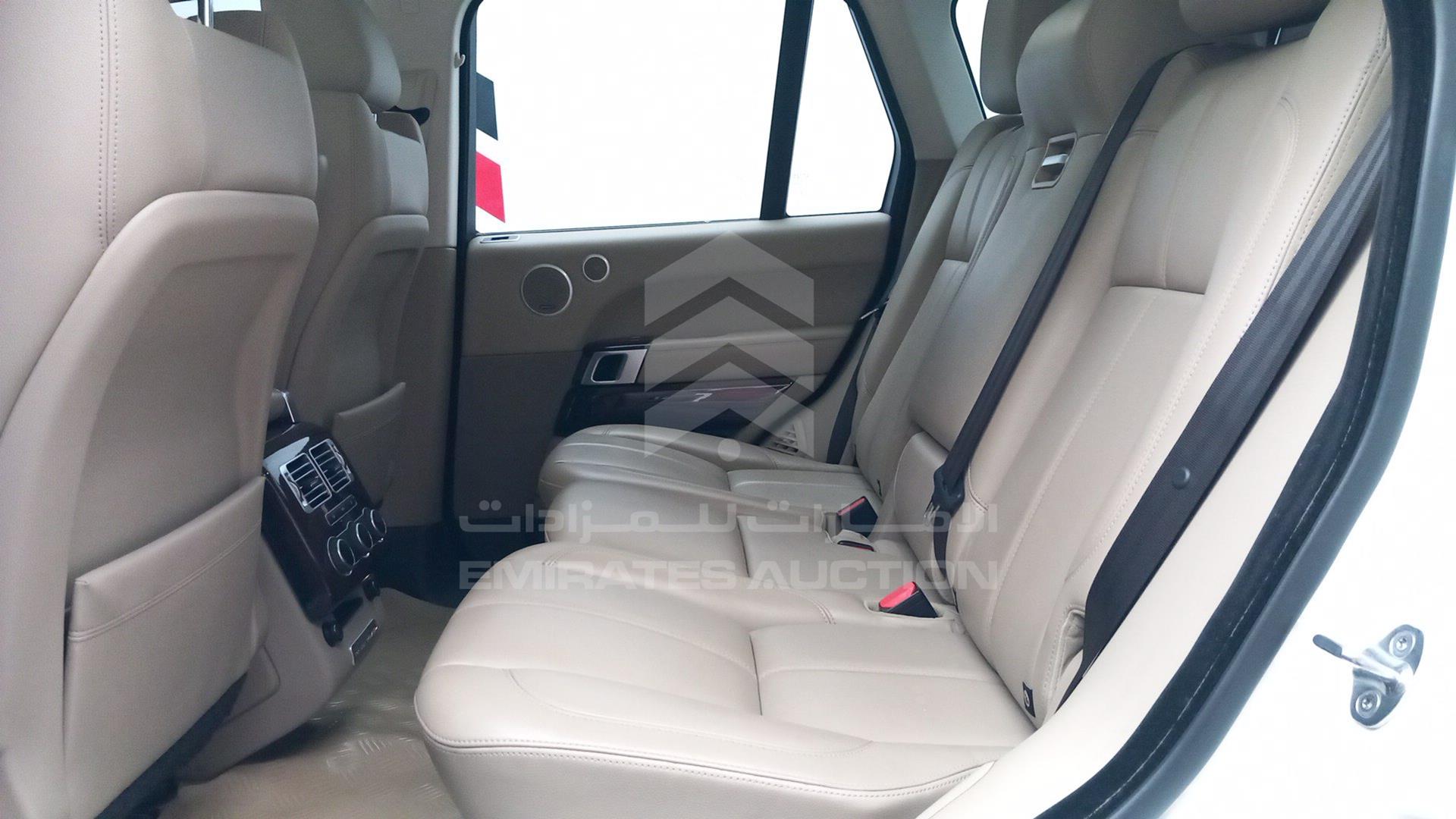 2016 RANGE ROVER HSE VIN: SALGA2DF2GA309276