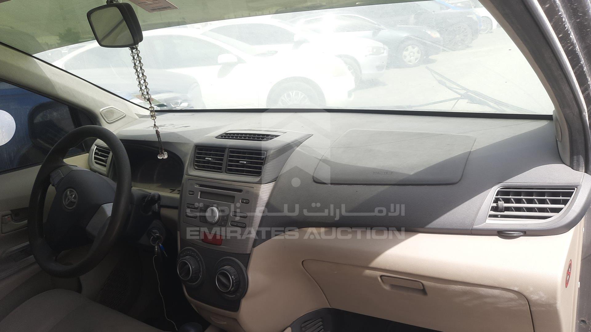 2015 TOYOTA AVANZA VIN: MHKMC13F9FK018806