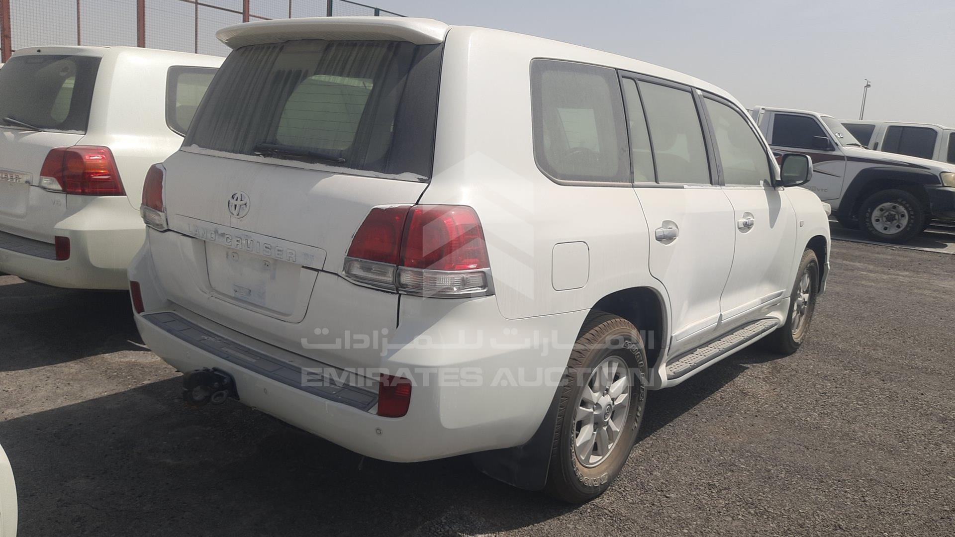 2011 TOYOTA LAND CRUISER VIN: JTMHU09J7B5052802