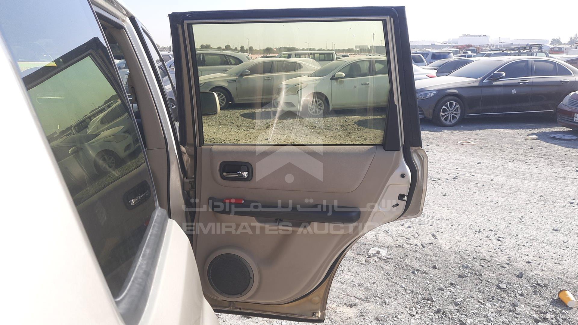 2008 NISSAN X-TRAIL VIN: JN8BT05Y88W200703