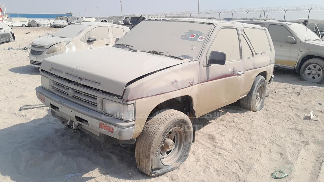 1992 Nissan Pathfinder — Front Left Angle — Photo 5