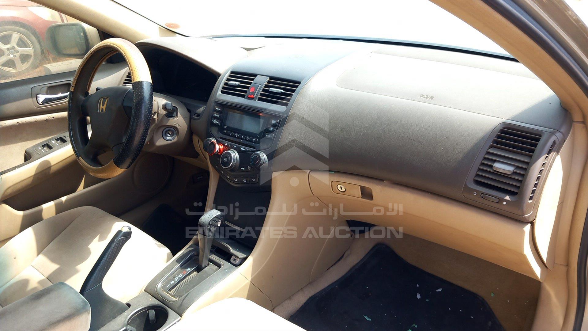 2006 HONDA ACCORD VIN: JHMCM565X6C413230