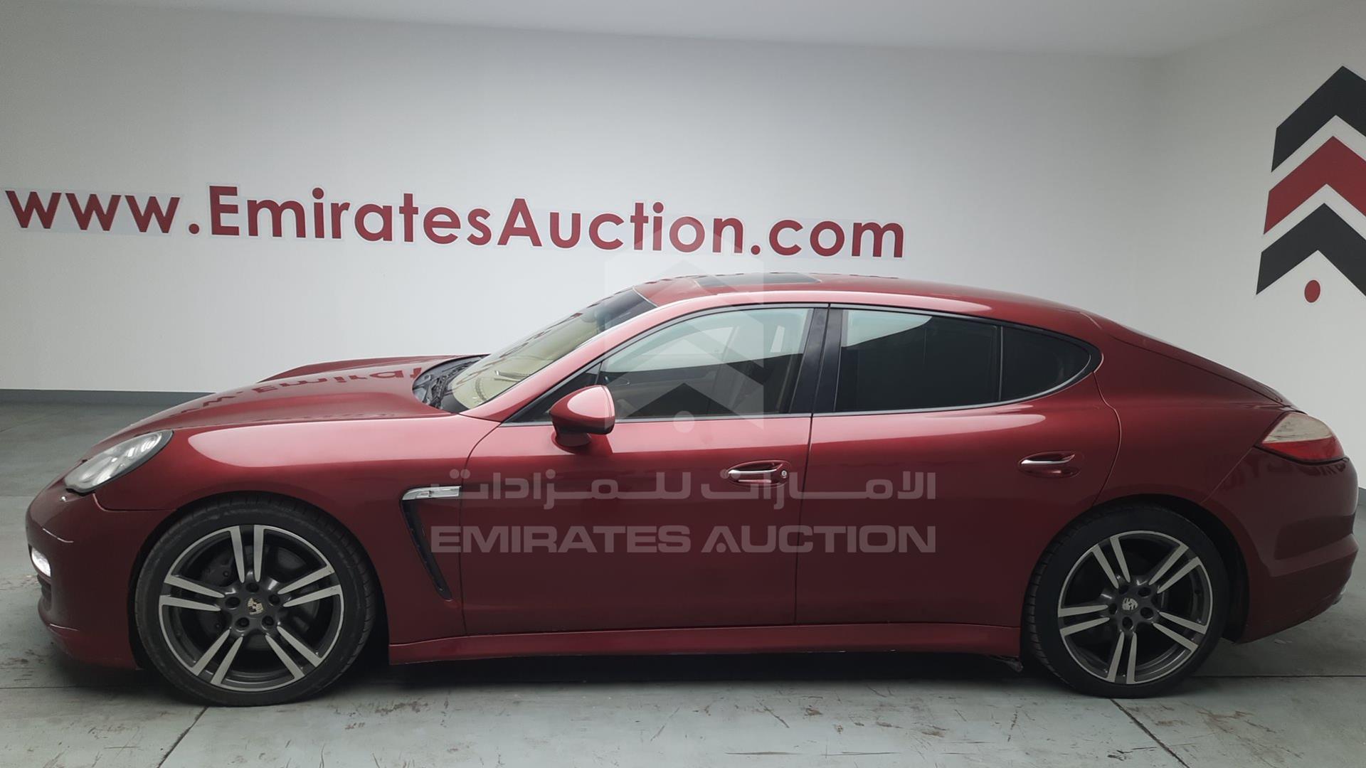 2013 PORSCHE PANAMERA VIN: WP0ZZZ97ZDL000542