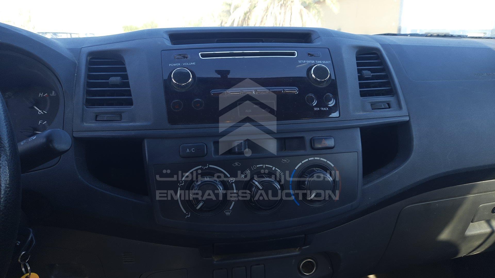 MR0FR22G3F0739265 - 2015 Toyota Hilux - #379000