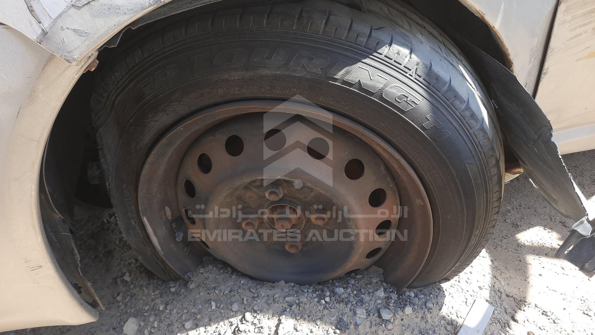 2005 TOYOTA ECHO VIN: JTDBW133750084408