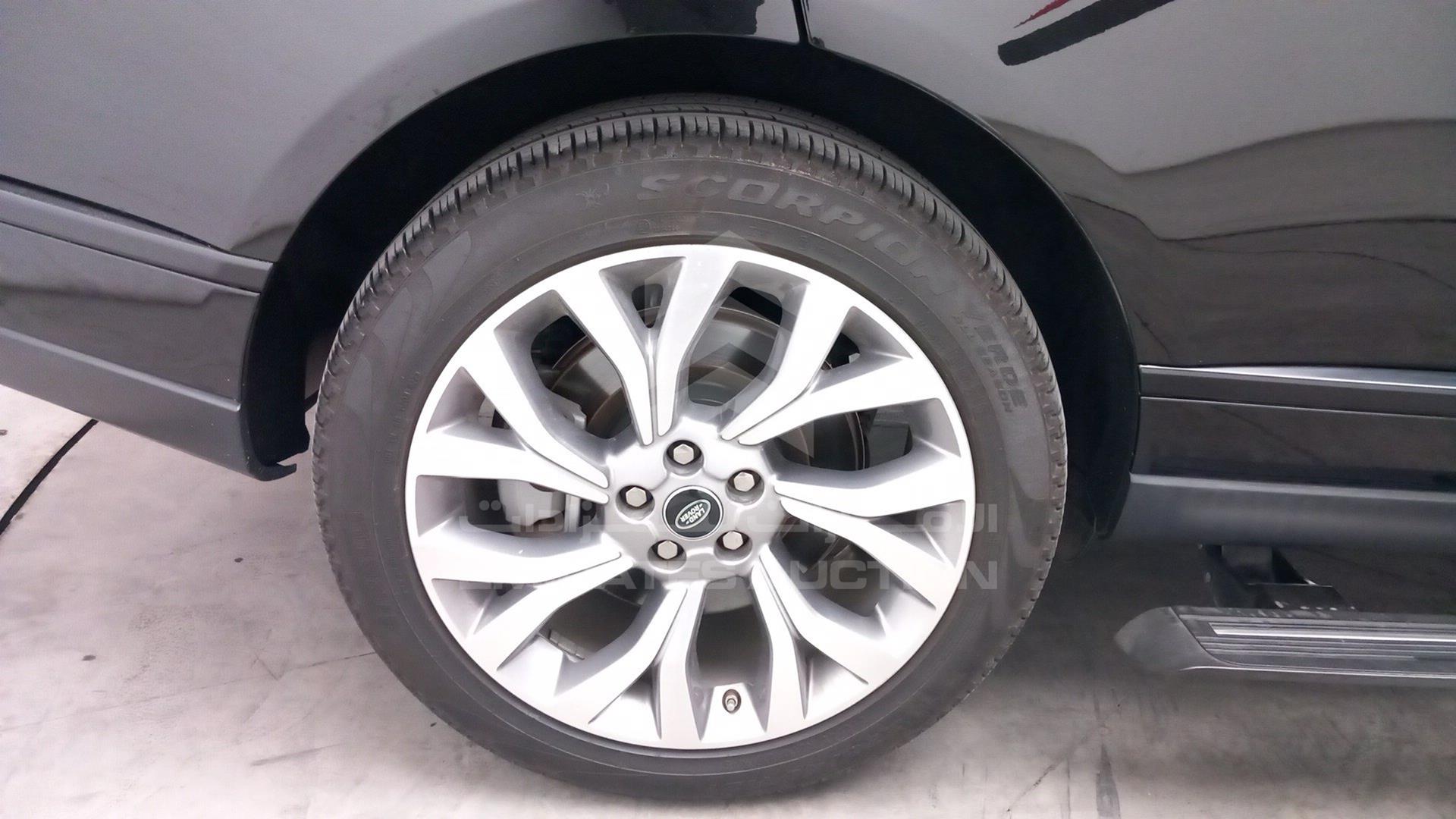 2018 RANGE ROVER VOGUE VIN: SALGA2BE5JA502586