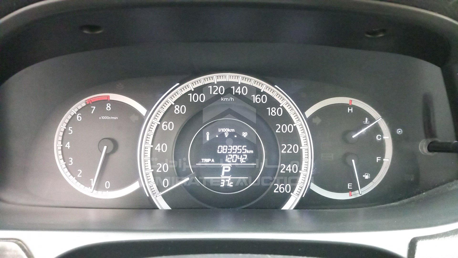 2016 HONDA ACCORD VIN: LUCCR2668G3407434