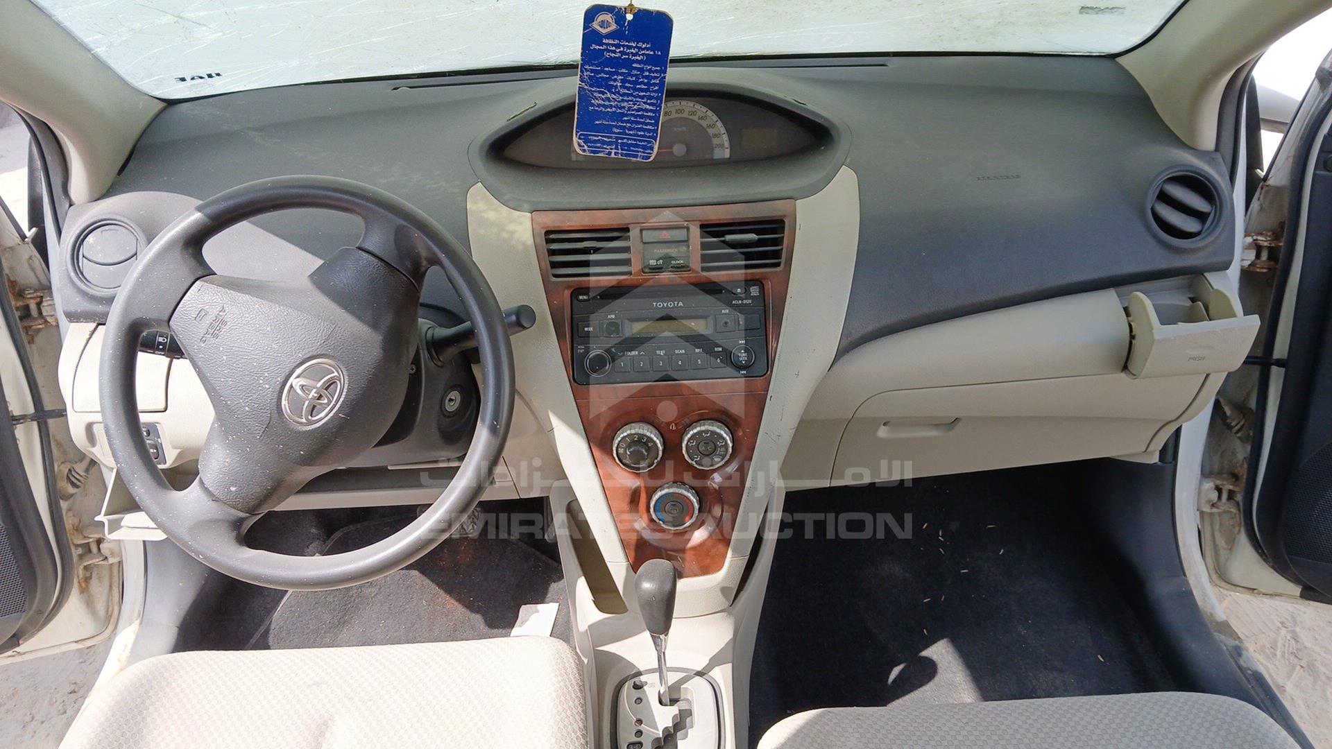 2007 TOYOTA YARIS VIN: JTDBW923271078156