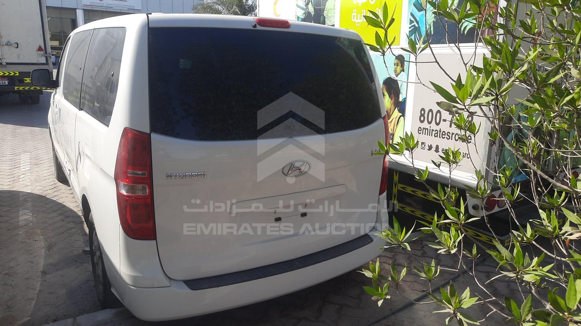 2016 HYUNDAI H1 VIN: KMJWA37R7GU761988
