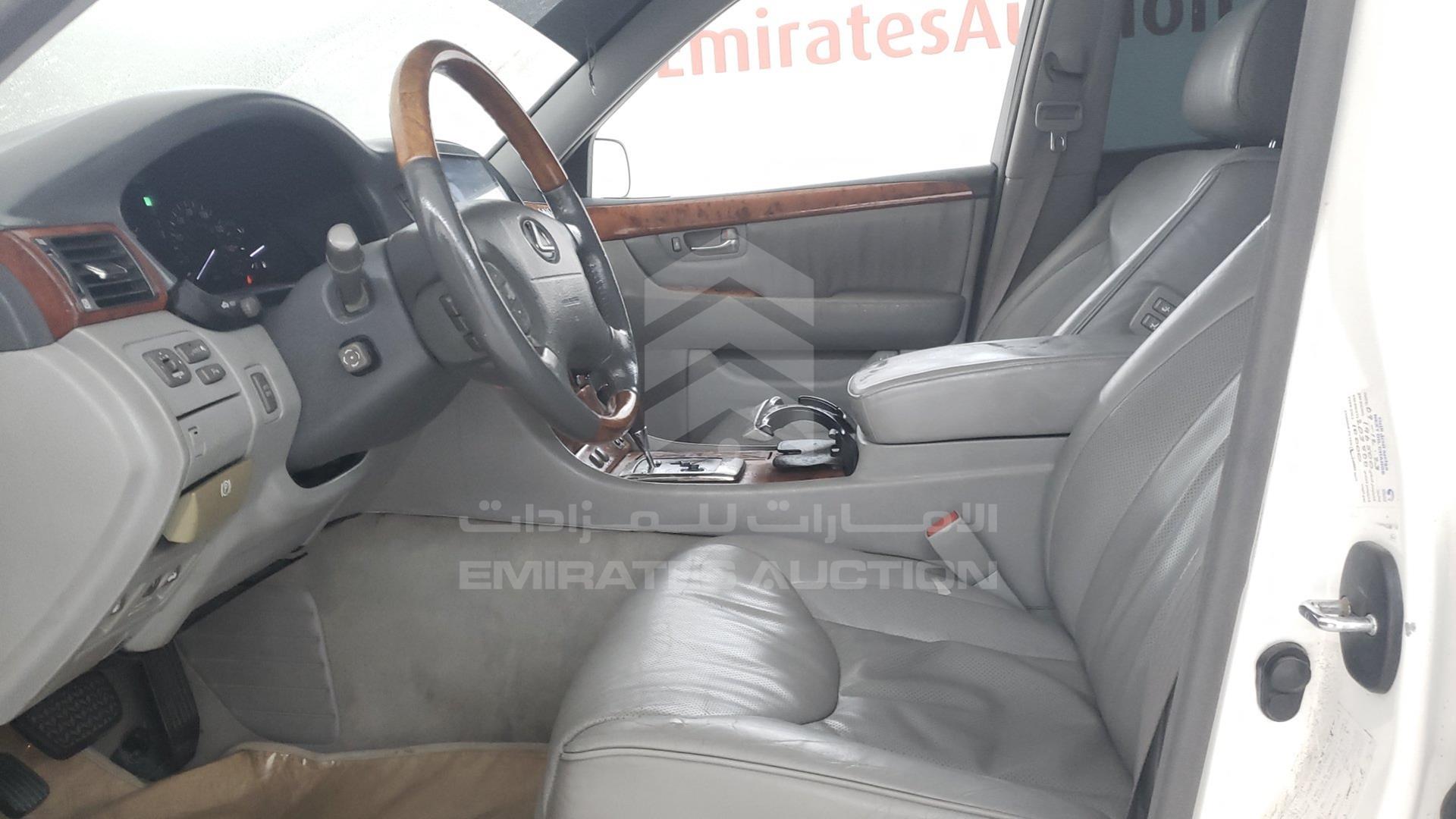 2005 LEXUS LS 430 VIN: JTHBN36F555003086