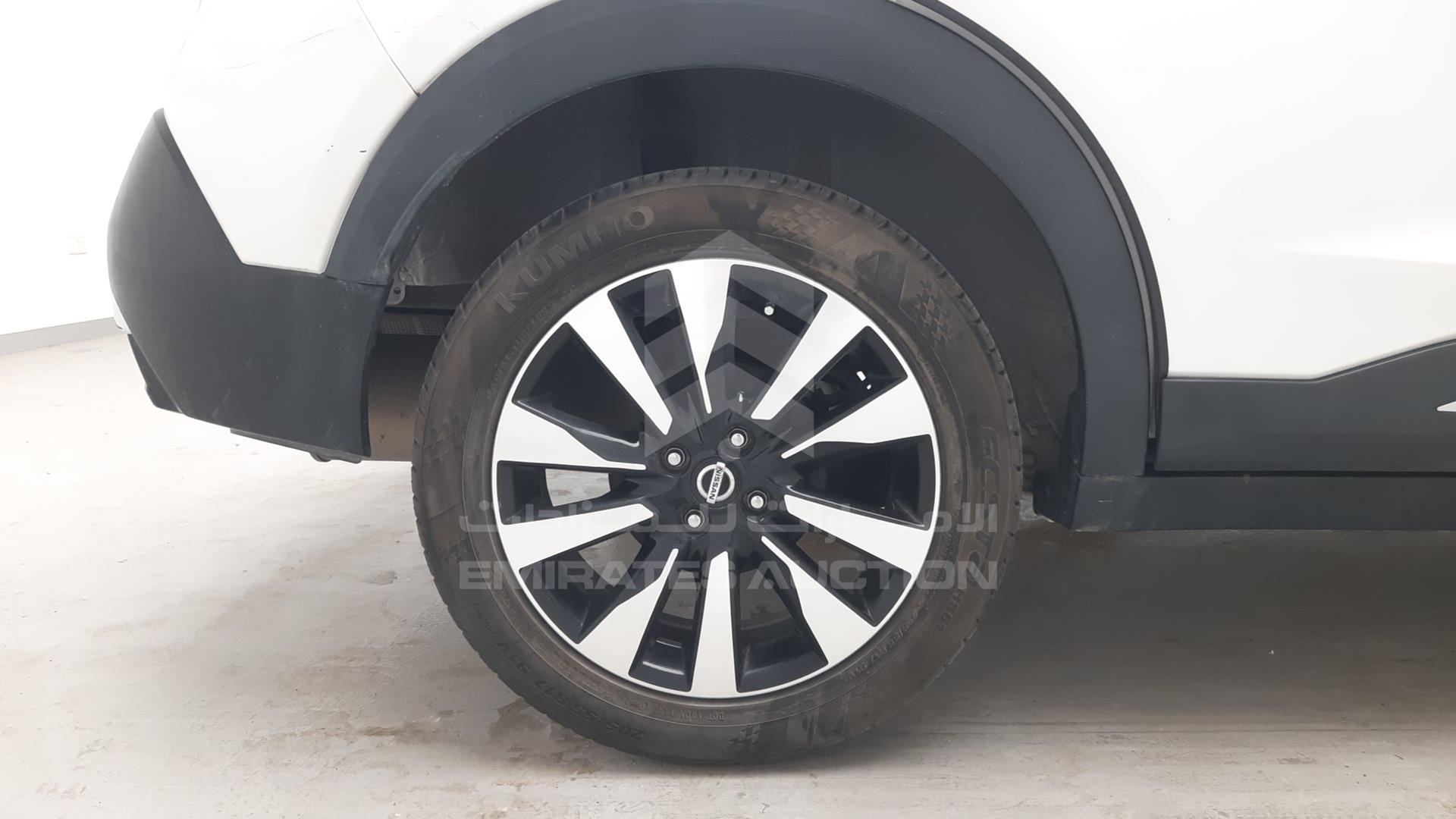 2018 NISSAN KICKS VIN: 3N1CP5C99JL495452
